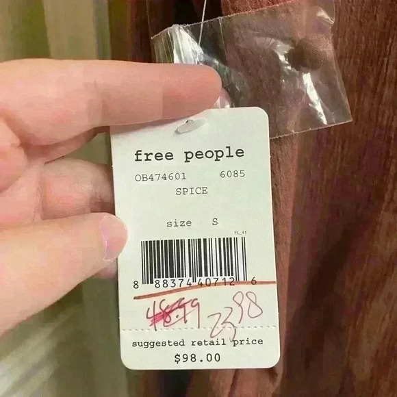 Free People On the Island Top in Spice Crochet Neck Button Details Size S NEW - Picture 8 of 11